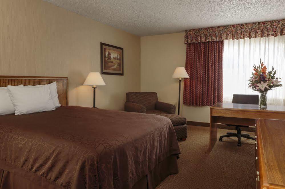 High Desert Inn Elko Eksteriør billede